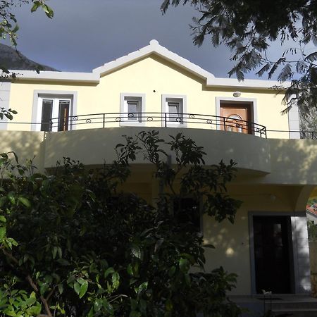 Apartments Ognjenović Risan Buitenkant foto