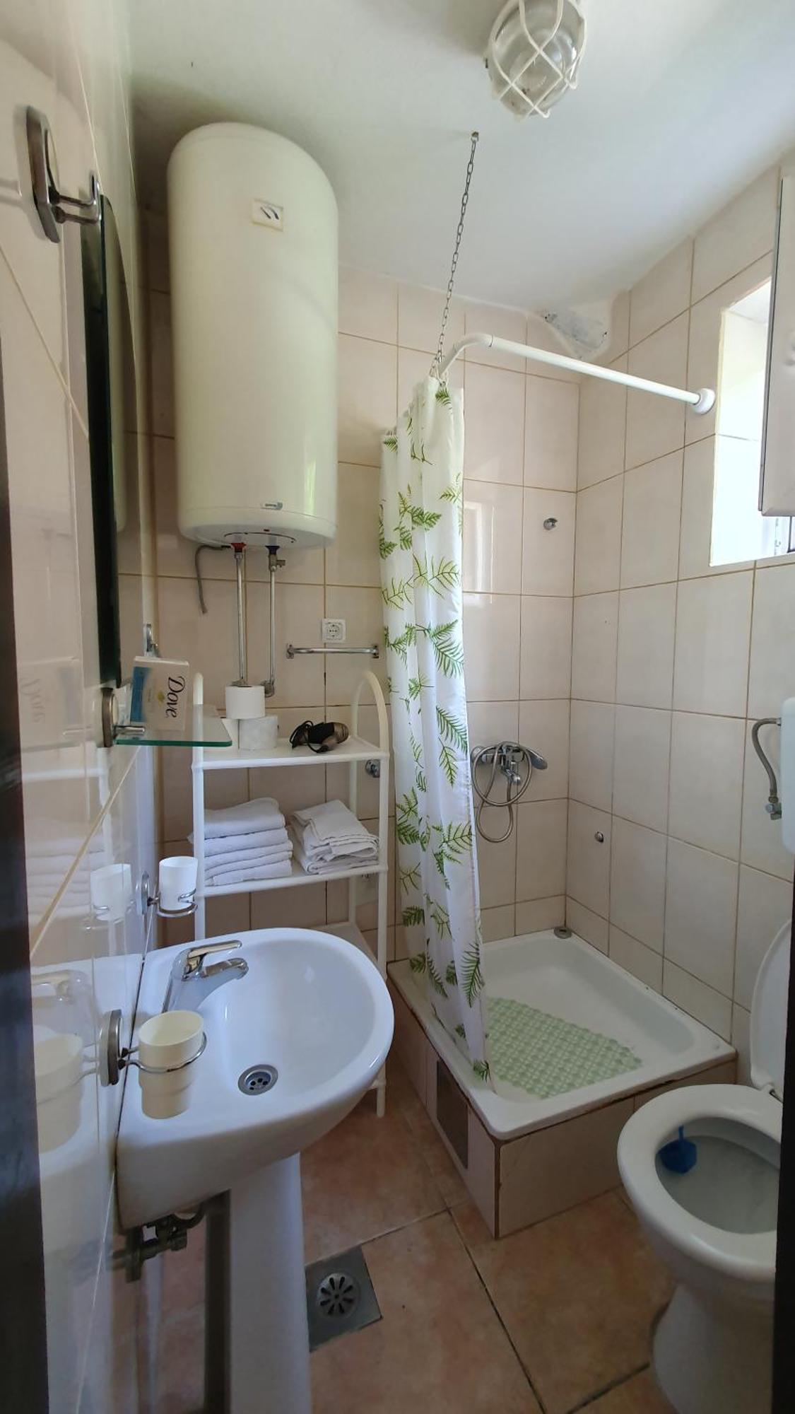 Apartments Ognjenović Risan Buitenkant foto